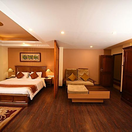 Dom Himalaya Hotel Kathmandu Exterior photo