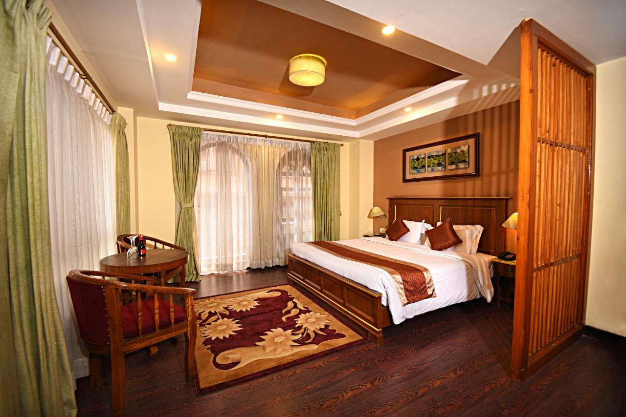 Dom Himalaya Hotel Kathmandu Exterior photo