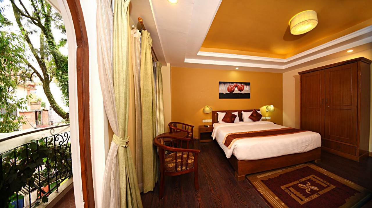 Dom Himalaya Hotel Kathmandu Exterior photo