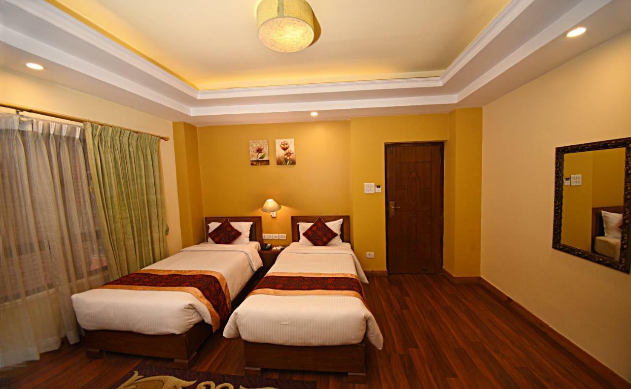 Dom Himalaya Hotel Kathmandu Exterior photo