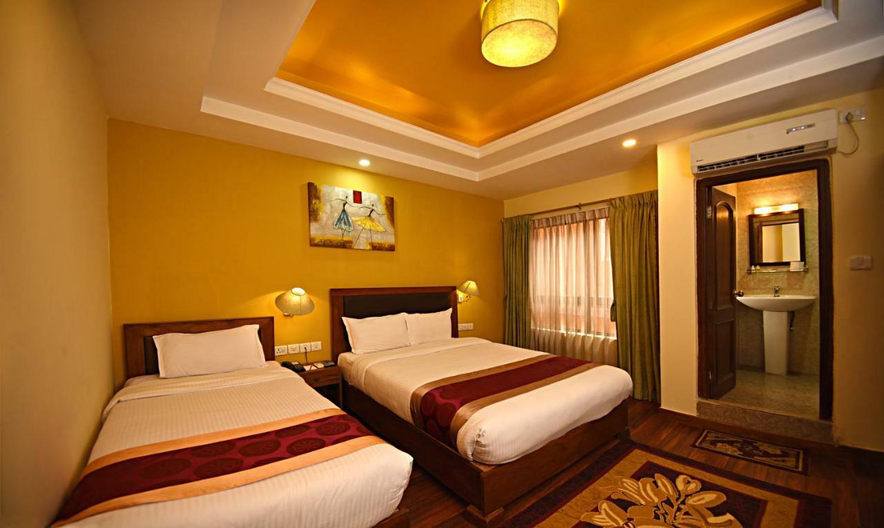 Dom Himalaya Hotel Kathmandu Exterior photo