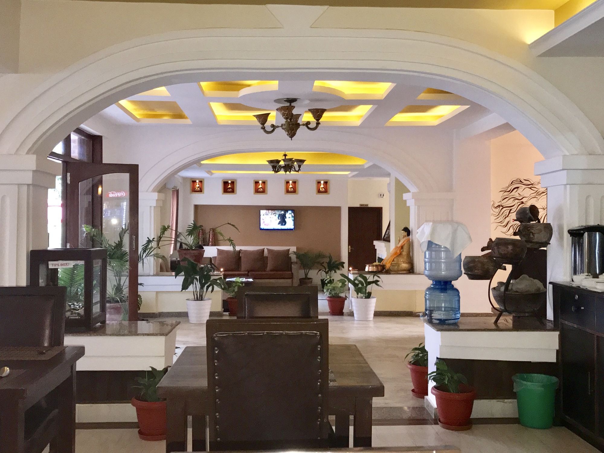 Dom Himalaya Hotel Kathmandu Exterior photo