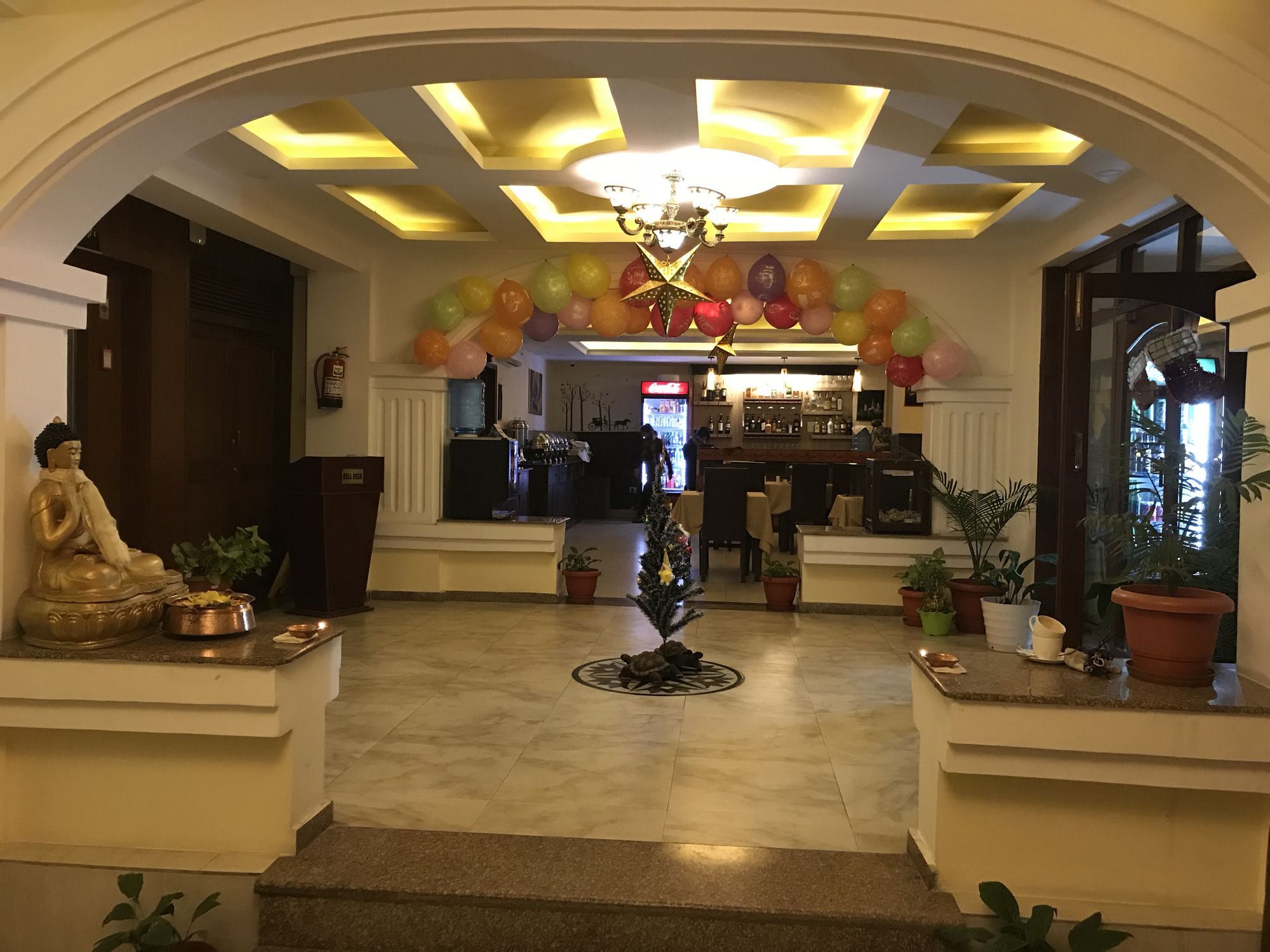 Dom Himalaya Hotel Kathmandu Exterior photo